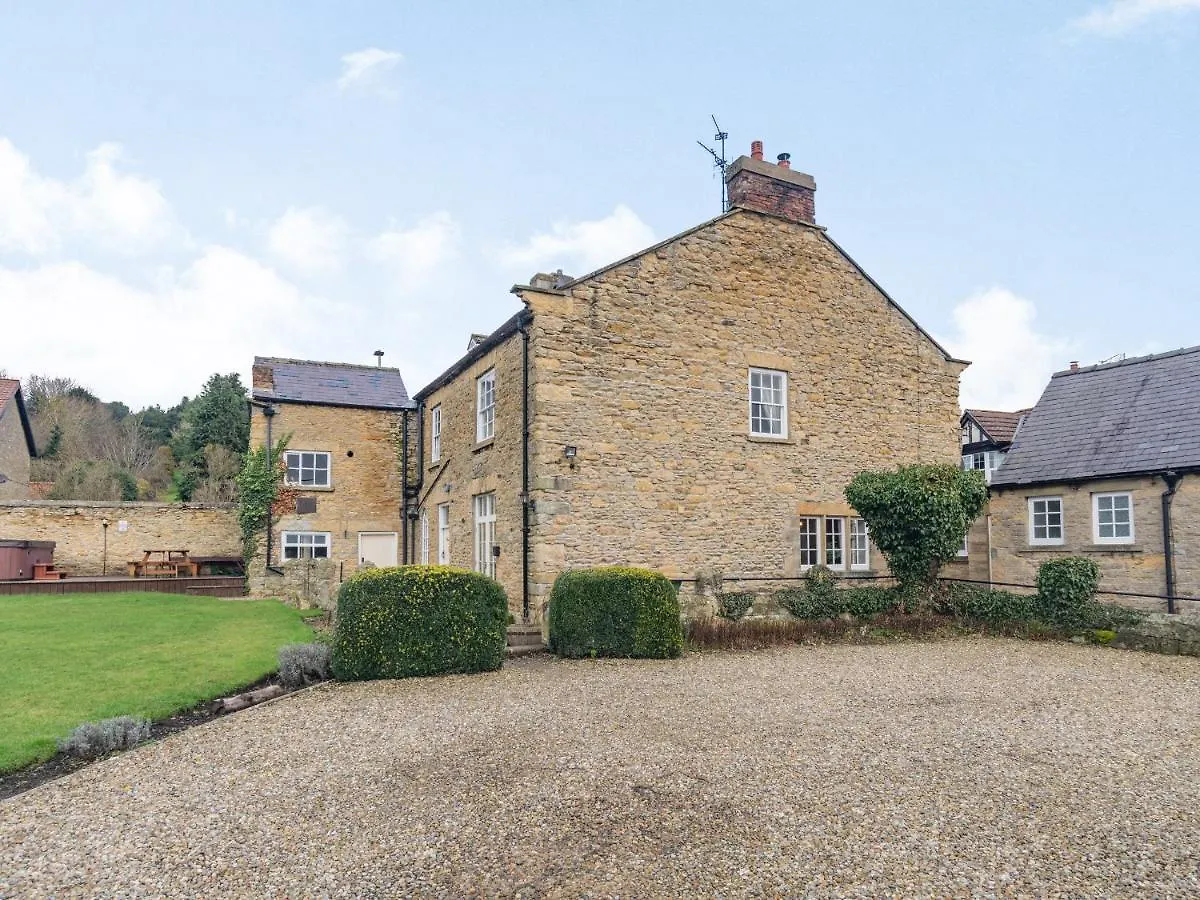 The Lodge Snainton بيت للعطل