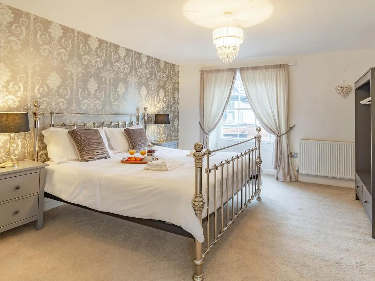 The Lodge Snainton بيت للعطل